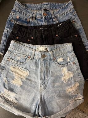 Women’s Denim Shorts Bundle | Aeropostale |Bluenote &Mom Shorts  Size 3